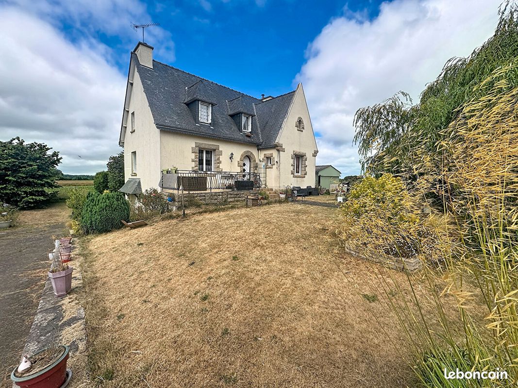 Maison 5 pièces 108 m² · à Trégomeur · 108 m² · 233 650 €