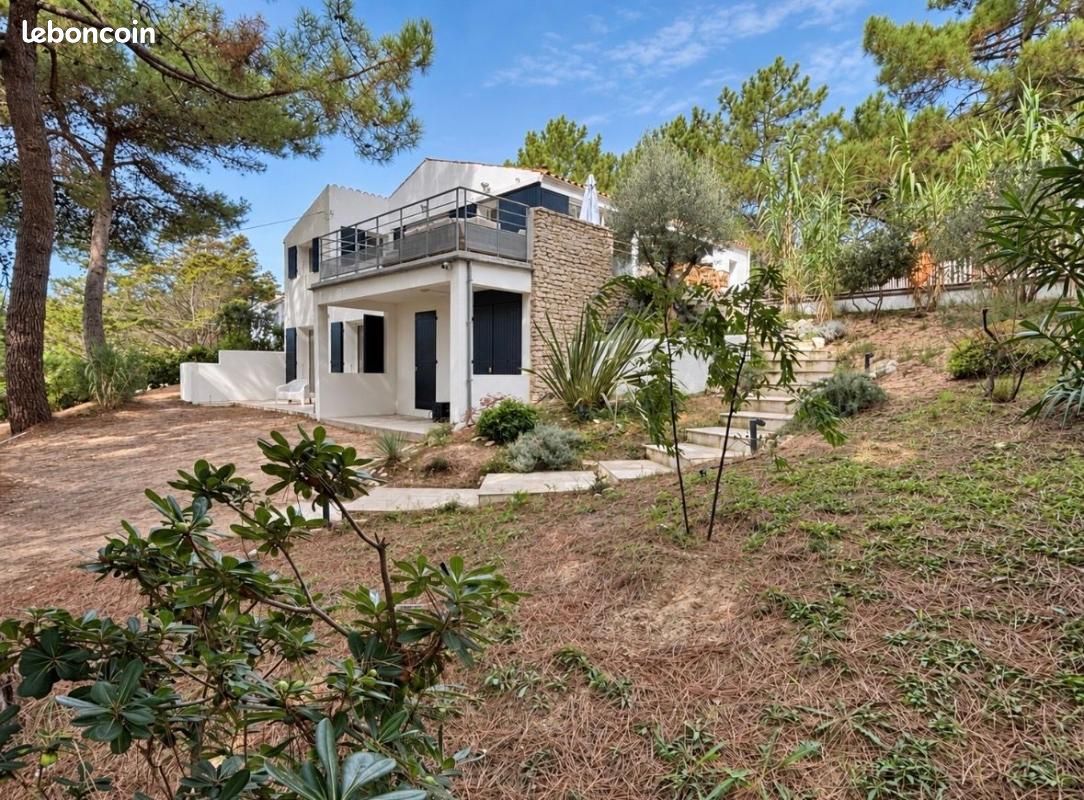 Maison 5 pièces 165 m² · à Saint-Georges-d'Oléron · 165 m² · 936 000 €