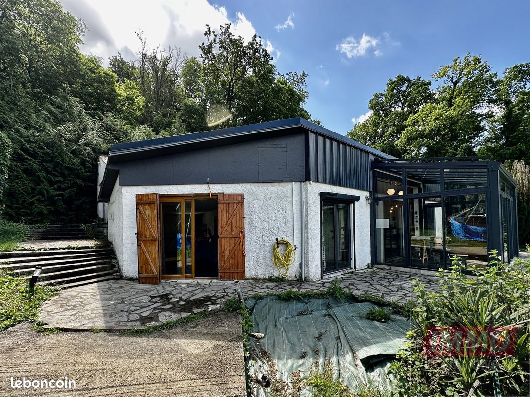Maison 34 pièces 90 m² · à Sérifontaine · 90 m² · 249 990 €