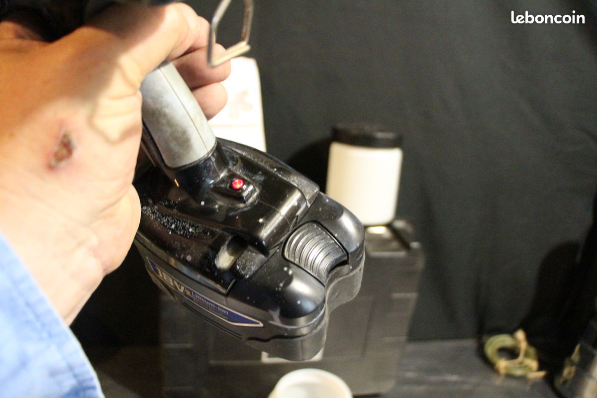 Pistolet à peinture GRACO EASY MAX WP sur batterie mais batteries HS (image 18)