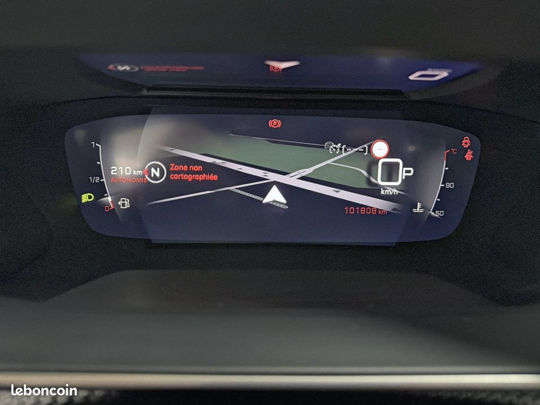 PEUGEOT 2008 BlueHDi 130 S&S EAT8 GT Pack (image 26)