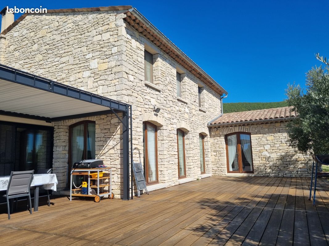 Maison 6 pièces 168 m² · à Forcalquier · 168 m² · 798 000 €