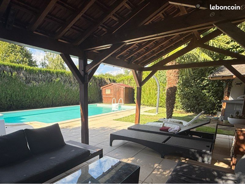 Maison 8 pièces 183 m² · à Saint-Maur · 183 m² · 299 000 €