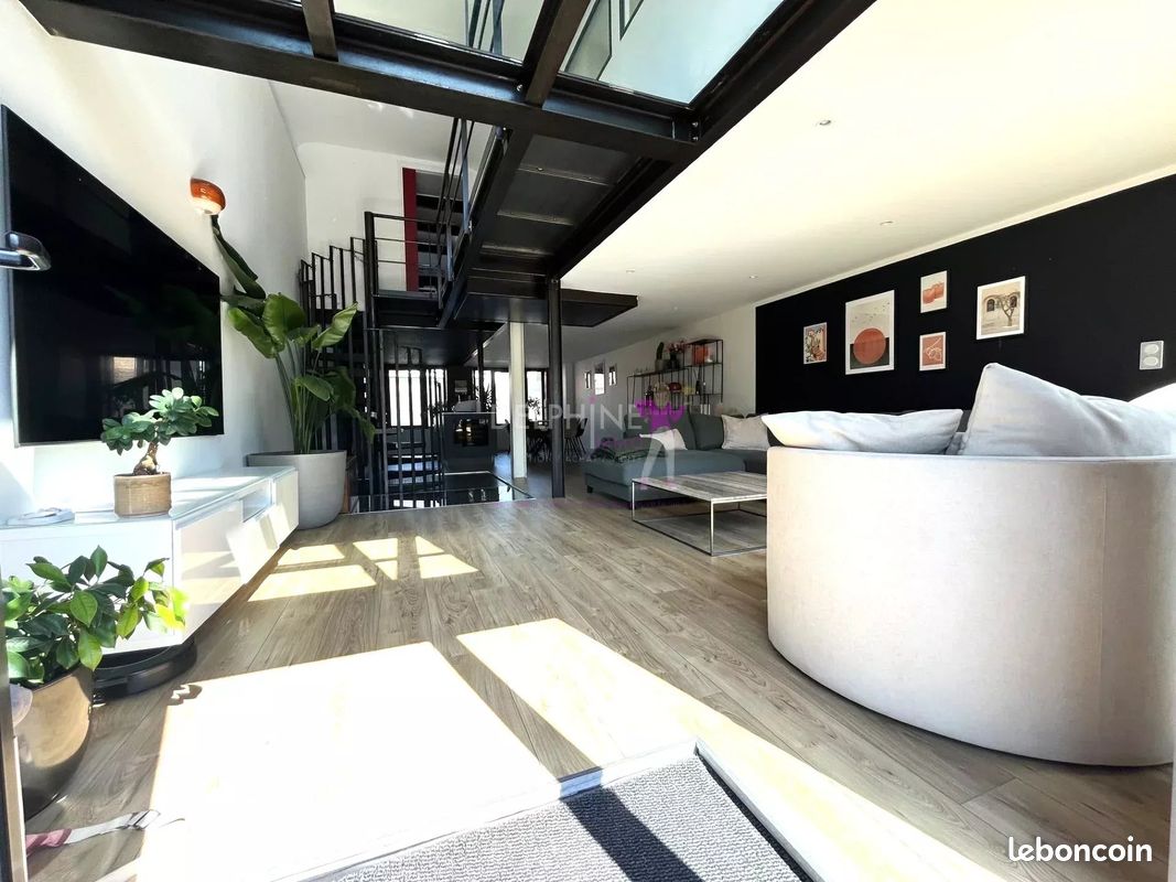 Appartement 4 pièces 170 m² · à Mouvaux · 170 m² · 450 000 €