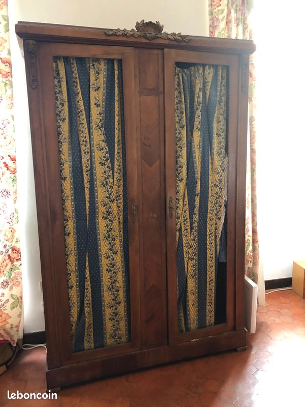 Armoire penderie grillagée (image 1)