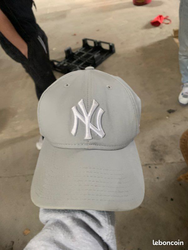 Casquette « new era » (image 1)