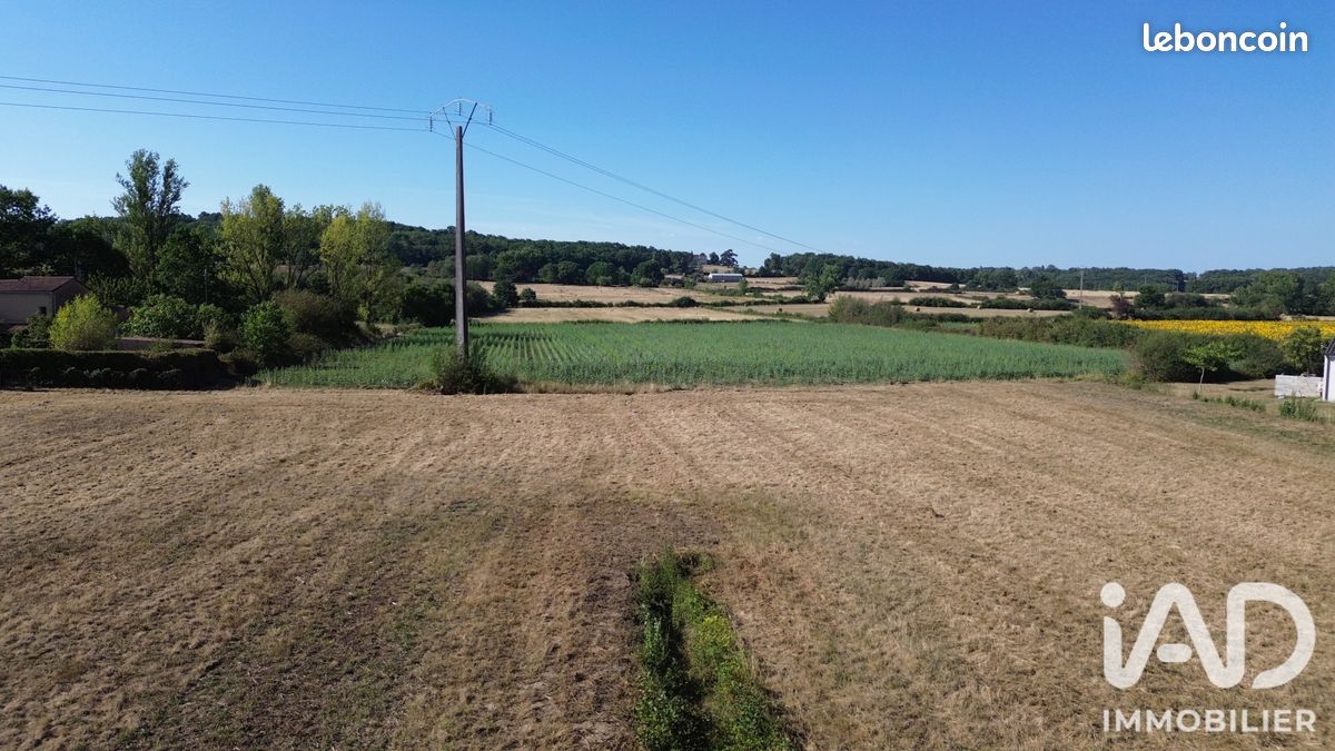 Terrain 1787 m² · à Saint-Germain-Et-Mons · 1 787 m² · 26 300 €