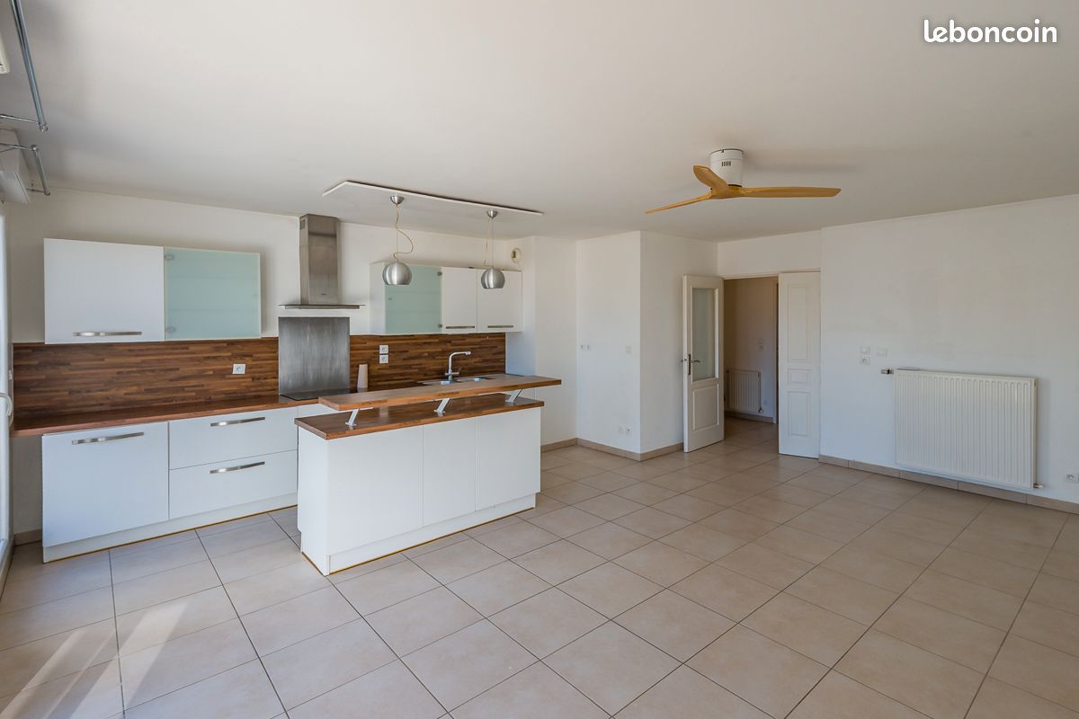 Claix centre – T4 81 m² en RDC – Terrasse 28 m² – Garage (image 4)