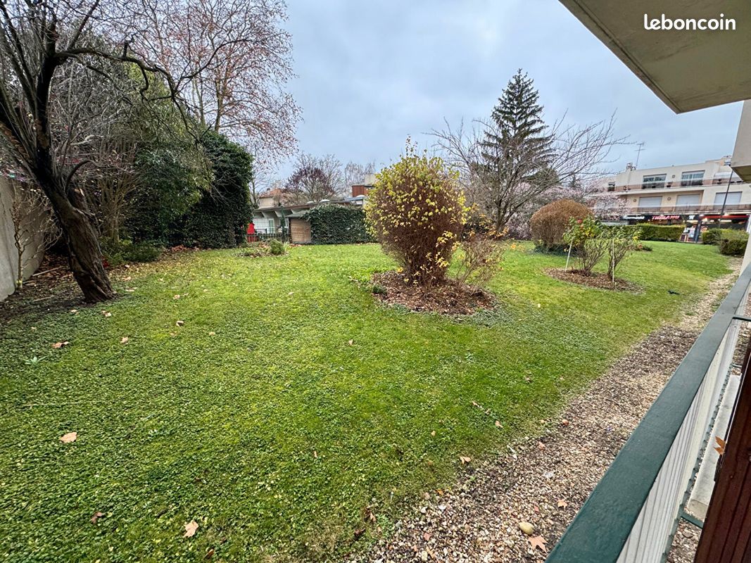 Appartement 4 pièces 74 m² · à Noisy-le-Sec · 74 m² · 221 000 €