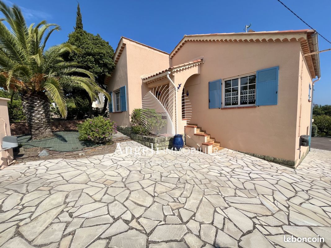 Maison 4 pièces 105 m² · à Fréjus · 105 m² · 460 000 €