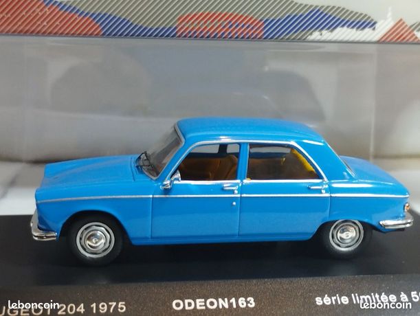 Peugeot 204 bordeaux (Odéon) 1/43e