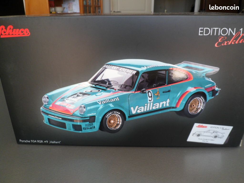 1/18........Rare Porsche 934 RSR N°9 VAILLANT.........Schuco (image 11)