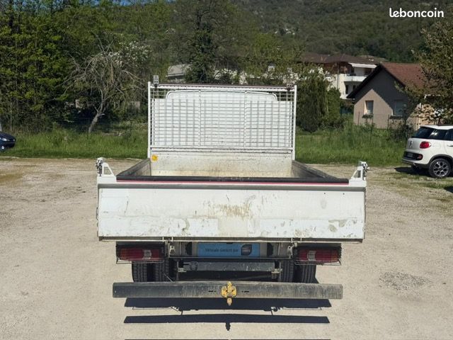 Iveco Daily Benne année 2023 1ère main TVA RECUP 23333 H.T (image 4)