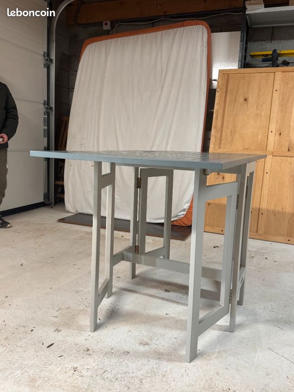 Table d'appoint (image 3)