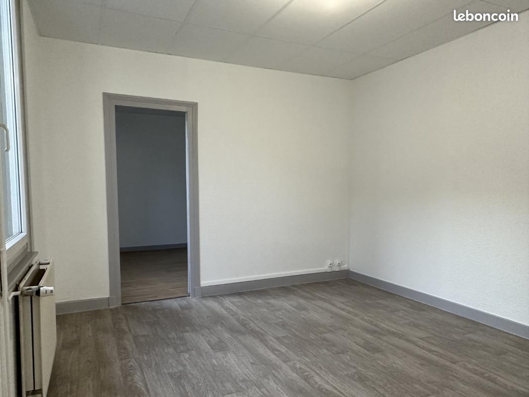 Appartement 1 pièce 33 m² · à Roanne · 33 m² · 365 €/mois