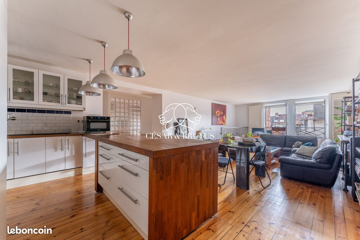 Appartement 5 pièces 142 m² · à Lyon · 142 m² · 699 000 €