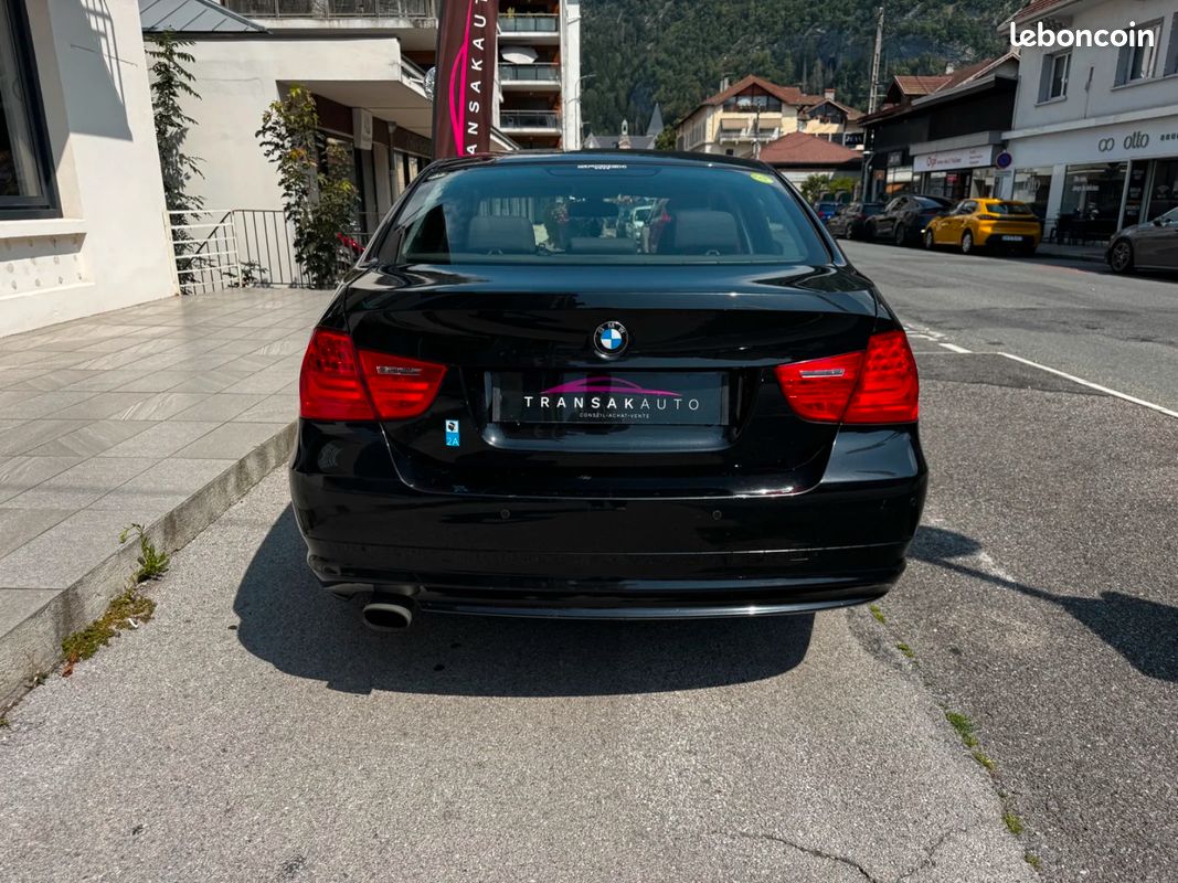 BMW SERIE 3 E90 318i 143ch (image 4)