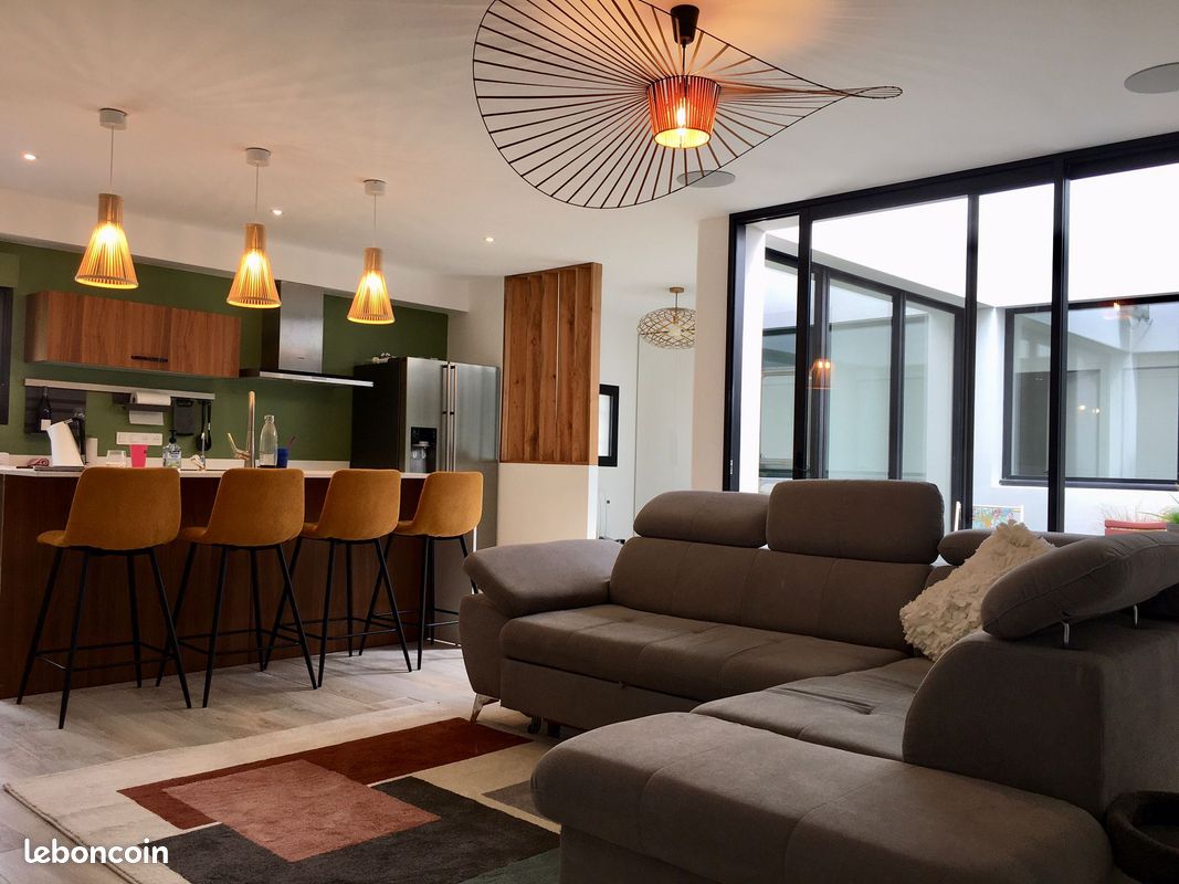 Appartement 4 pièces 115 m² · à La Rochelle · 115 m² · 1 680 €/mois
