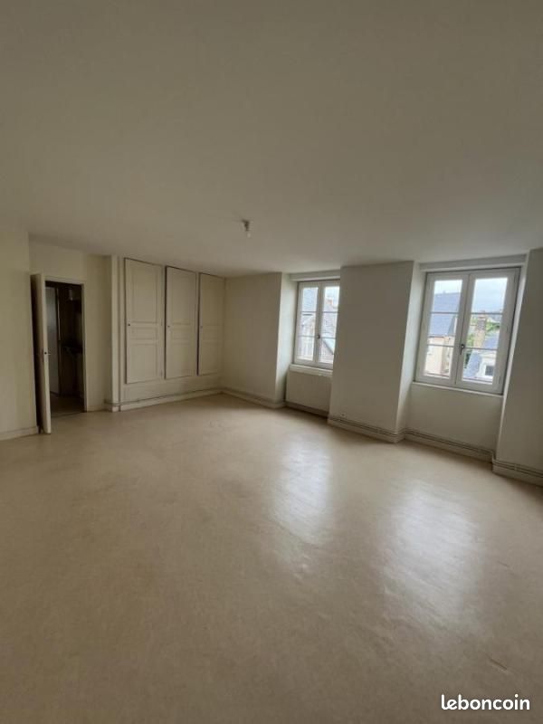 Appartement 3 pièces 72 m² · à Le Mans · 72 m² · 720 €