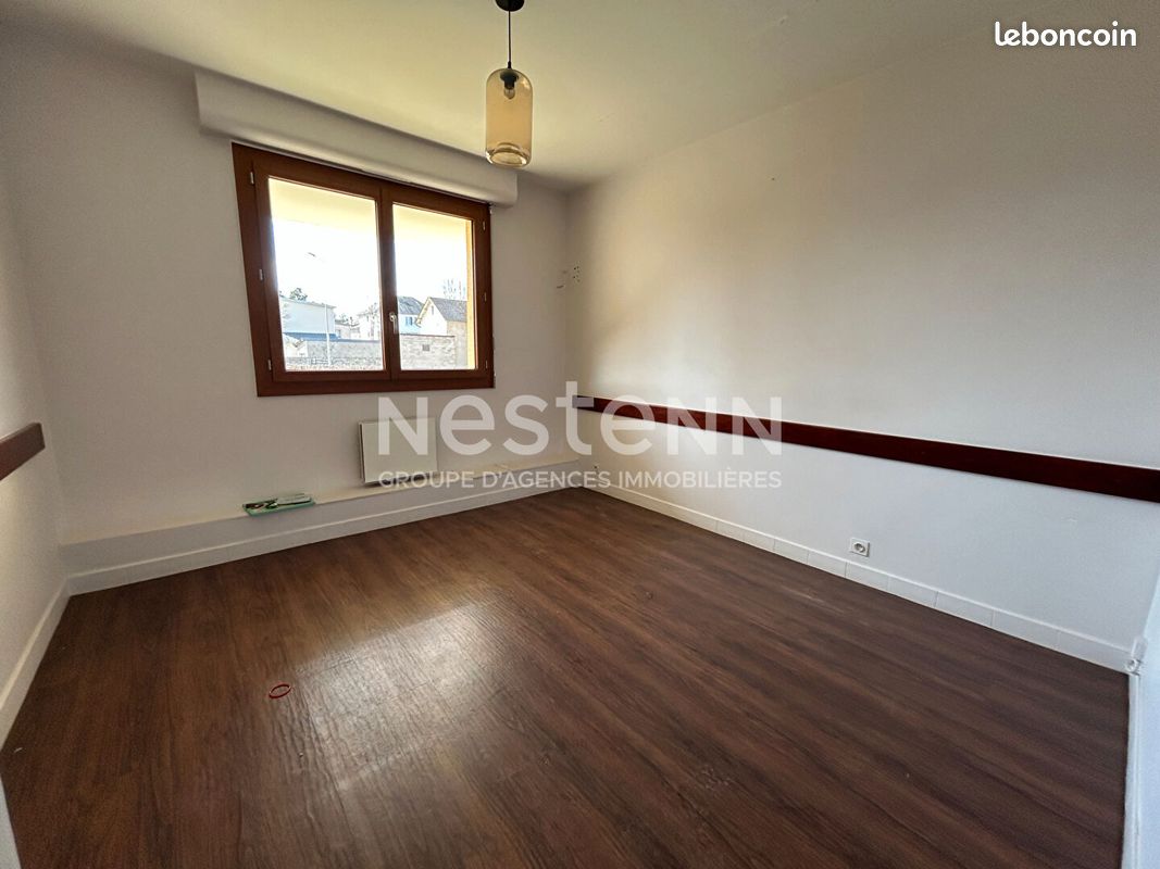 Appartement 4 pièces 89 m² · à Ussel · 89 m² · 50 000 €