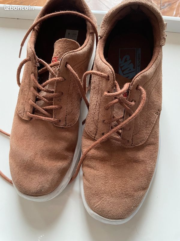 Chaussure femme vans très bon état (image 2)