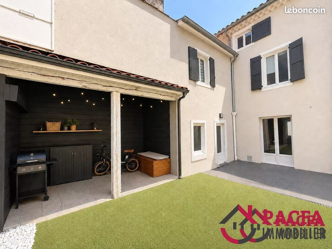 Maison 6 pièces 126 m² · à Castres · 126 m² · 235 000 €