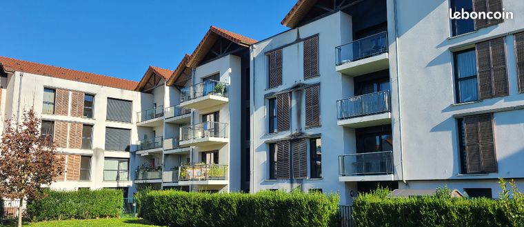 Studio 1 pièce 29 m²