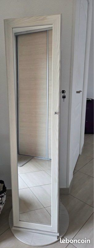 Armoire à bijoux avec miroir (image 1)