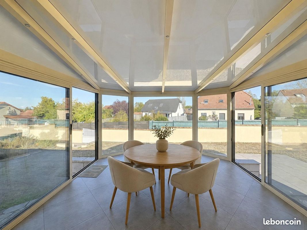 Maison 7 pièces 185 m² · à Méréville · 185 m² · 275 000 €