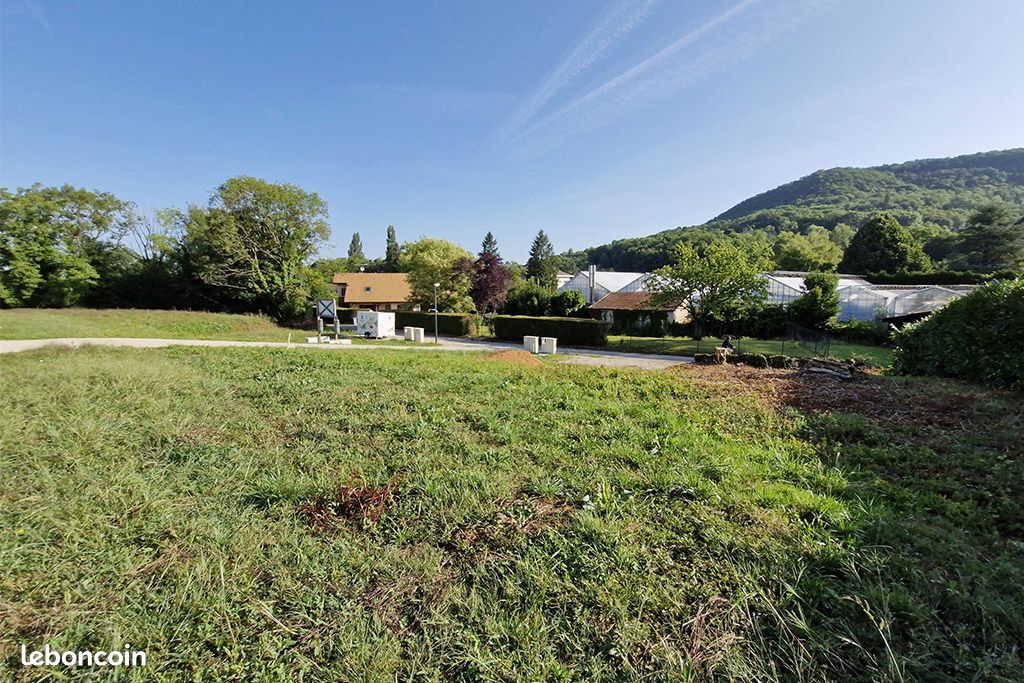 Terrain VATAGNA proximité voie verte · à Montaigu · 51 600 €