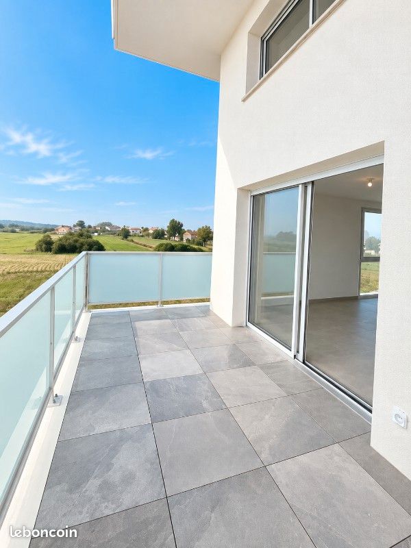 Appartement 5 pièces 97 m² · à Marsillargues · 97 m² · 998 €/mois