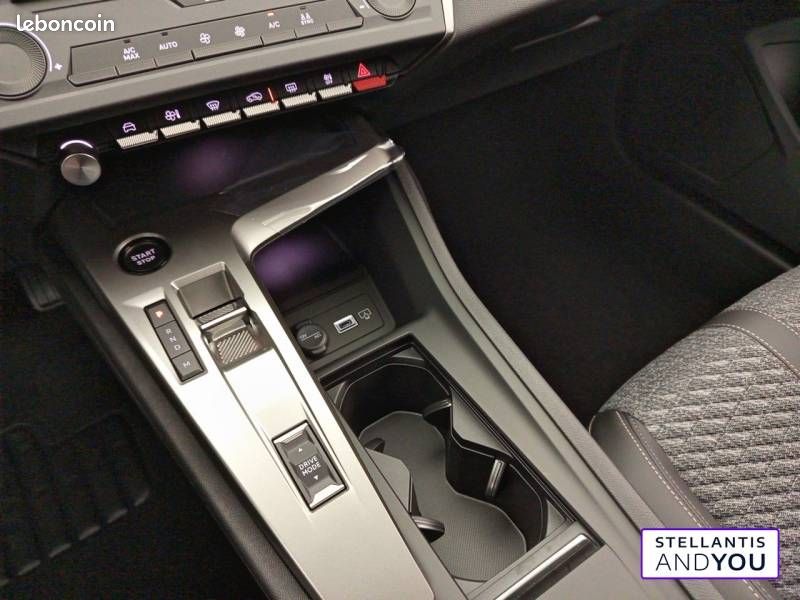 Peugeot 308 Hybrid 145 e-DCS6 Allure (image 11)