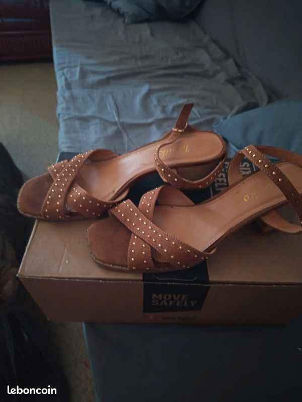 Chaussures d'été,en lot ou a l'unité (image 6)