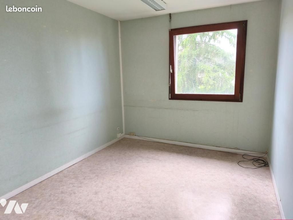 Immeuble 160 m² DOMFRONT (image 7)