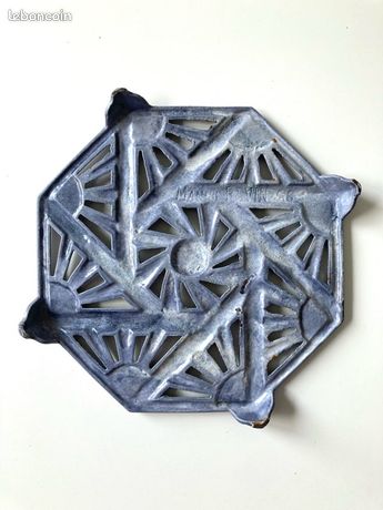 Dessous de plat ou bouteille art déco