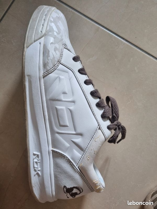 Baskets Reebok DJ music audio collector taille 43 Chaussures