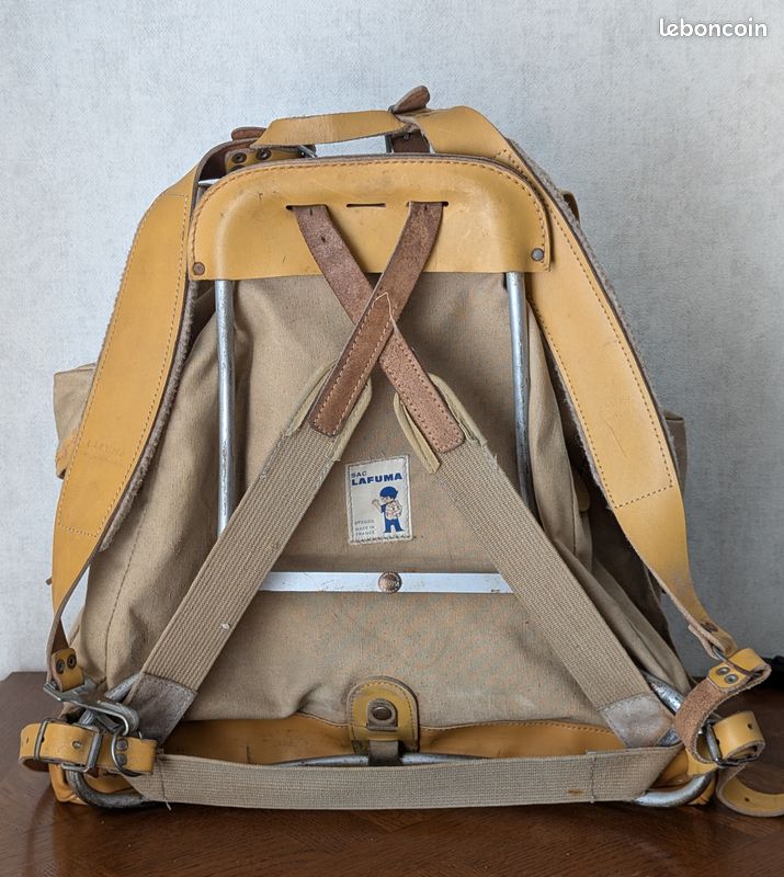 Vieux Sac à Dos Scout Randonnée LAFUMA Kaki - Toile Et Cuir Vintage