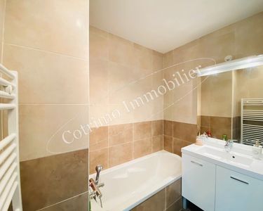 Appartement 330 000 € - 66 m²