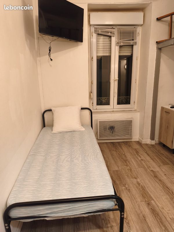 Appartement 1 pièce 13 m² · à Clermont-Ferrand · 13 m² · 345 €/mois