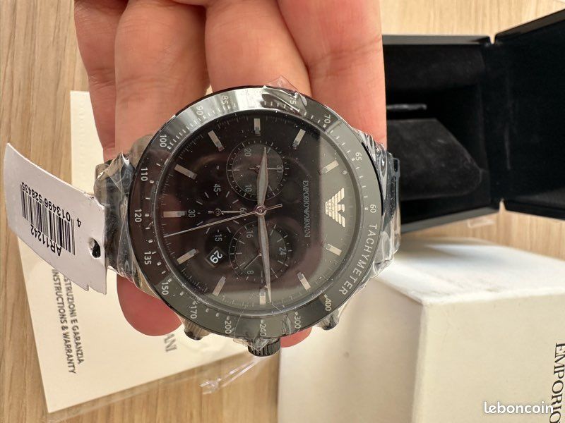 Montre Emporio Armani black noir neuf (image 10)