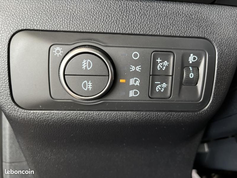 Ford Kuga 2.5 Duratec 190ch FHEV E85 ST-Line BVA (image 21)