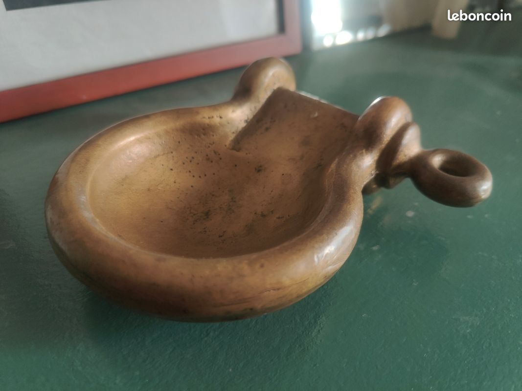 Ancien vide-poche / cendrier de marine en bronze massif – Forme manille d'accastillage – 1 kg (image 9)