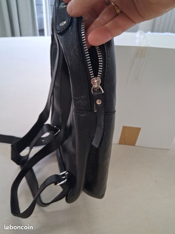 Sac a dos en cuir (image 3)