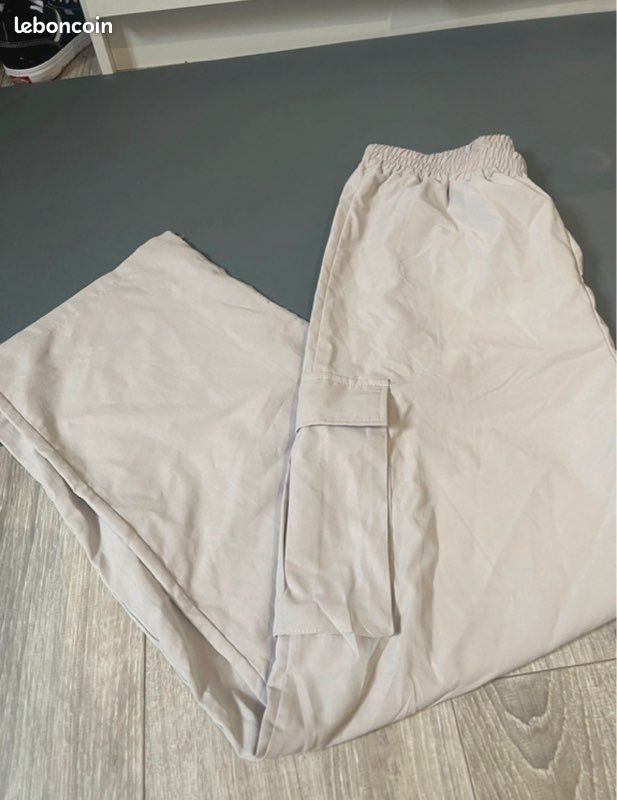 Vente pantalon cargo (image 1)