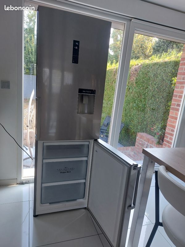 Réfrigérateur congélateur HISENSE NO FROST ( DÉGIVRAGE AUTOMATIQUE) (image 2)