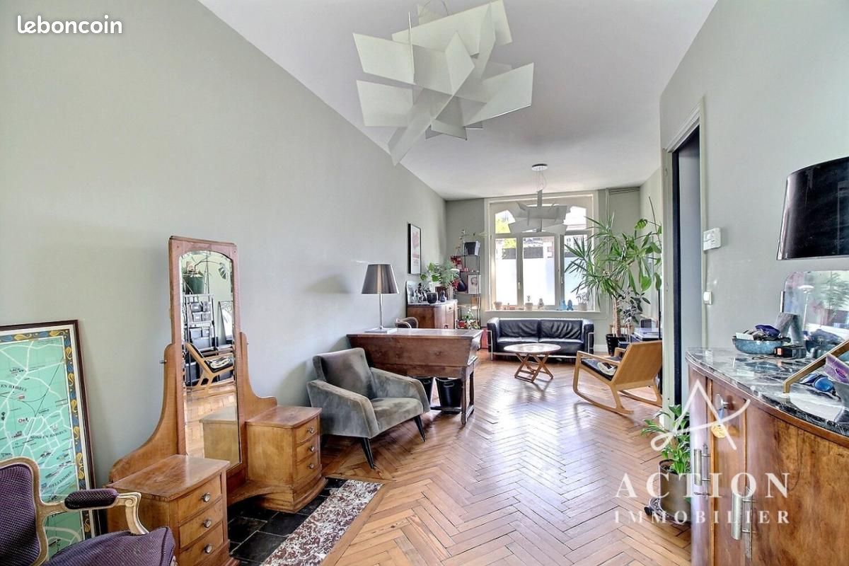 Maison 5 pièces 137 m² · à Lille · 137 m² · 364 000 €