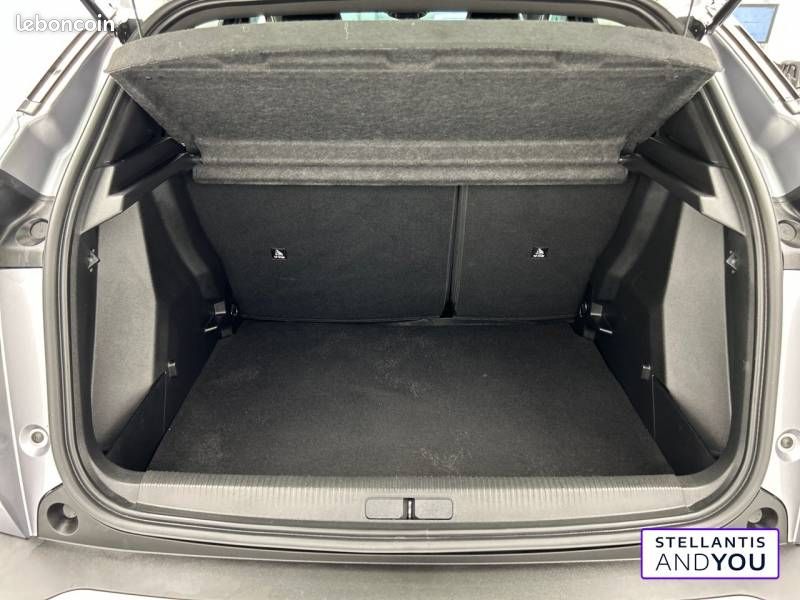 Peugeot 2008 Hybrid 145 ch e-DCS6 Allure (image 14)