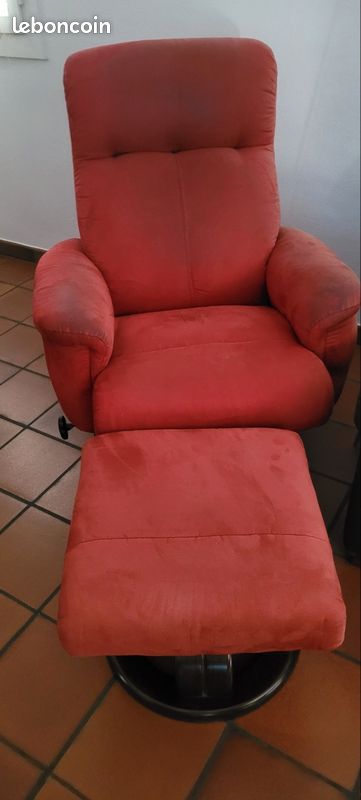 Fauteuils Relax + repose pieds Chateau D'ax (image 1)
