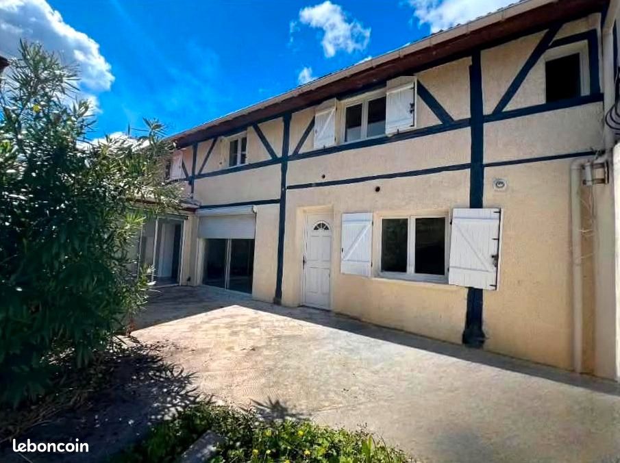 Maison 5 pièces 110 m² · à Sens · 110 m² · 155 000 €