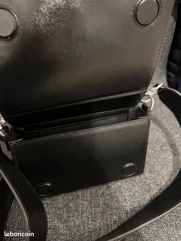 Sac Ami Paris (image 3)